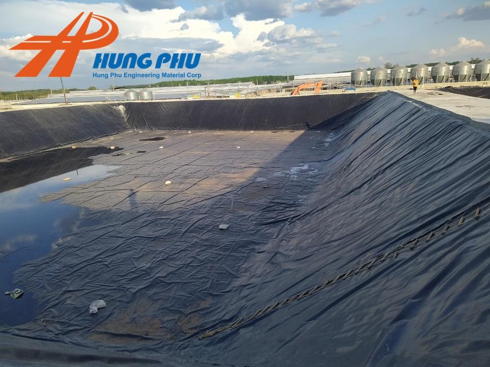 Ứng dụng thi công bạt HDPE liên kết bằng vòng đệm niêm phong chống thấm hiệu quả